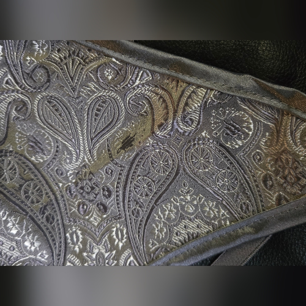 Victoria's Secret Silver Paisley Bridal Thong NEW SzXXL - Picture 8 of 8